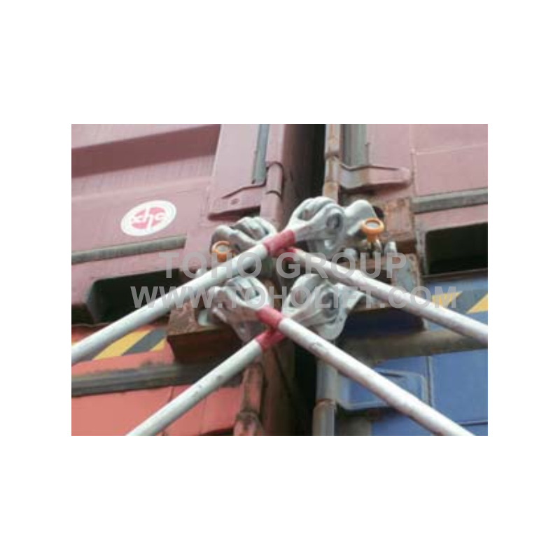 Turnbuckle and lashing rod